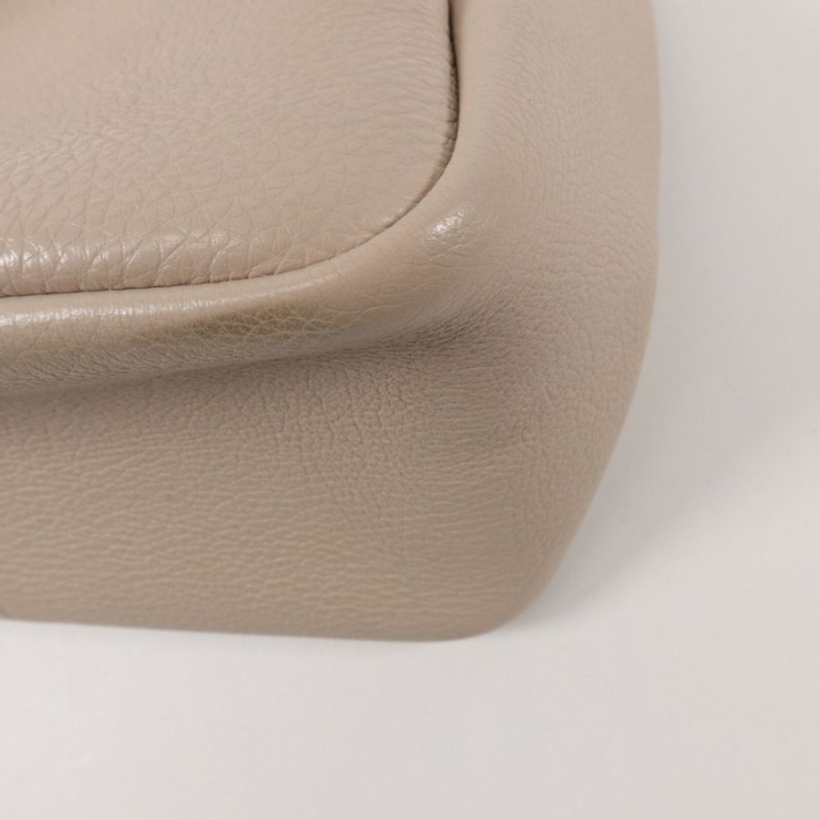PRADA 牛皮皮革Dynamique手挽袋-14