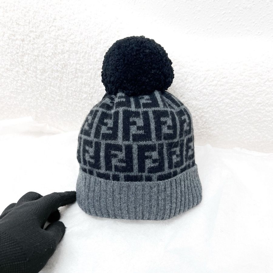 Fendi wool beanie hat-4
