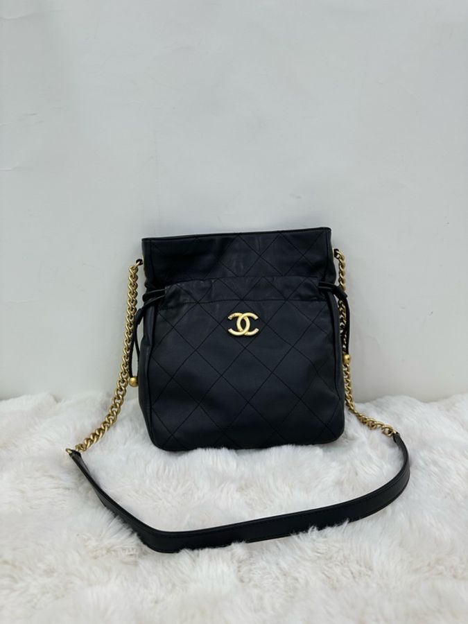 Chanel 香奈兒 22C黑金福袋包 晶片款-1