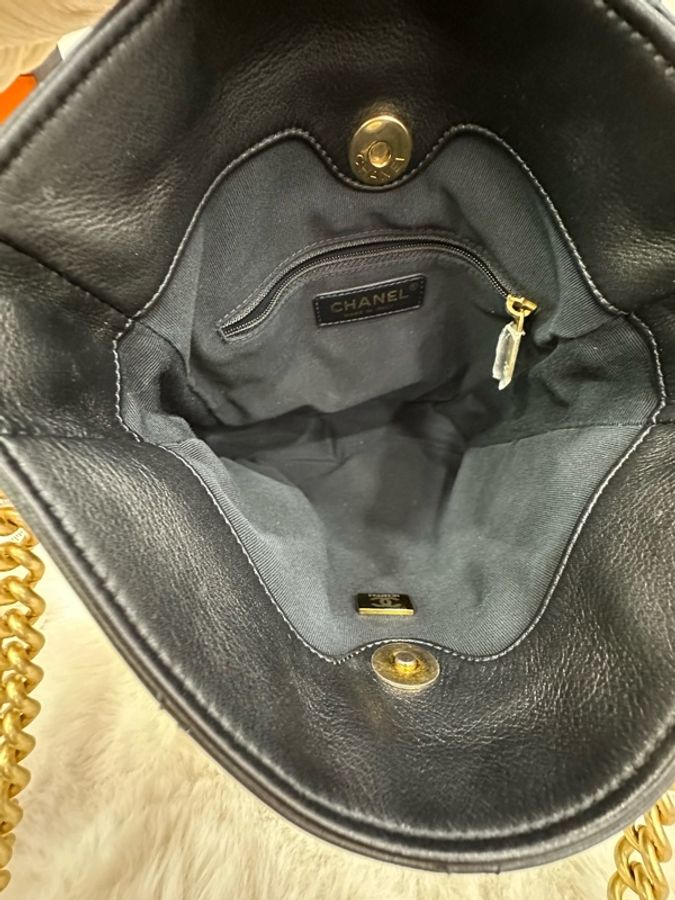 Chanel 香奈兒 22C黑金福袋包 晶片款-8