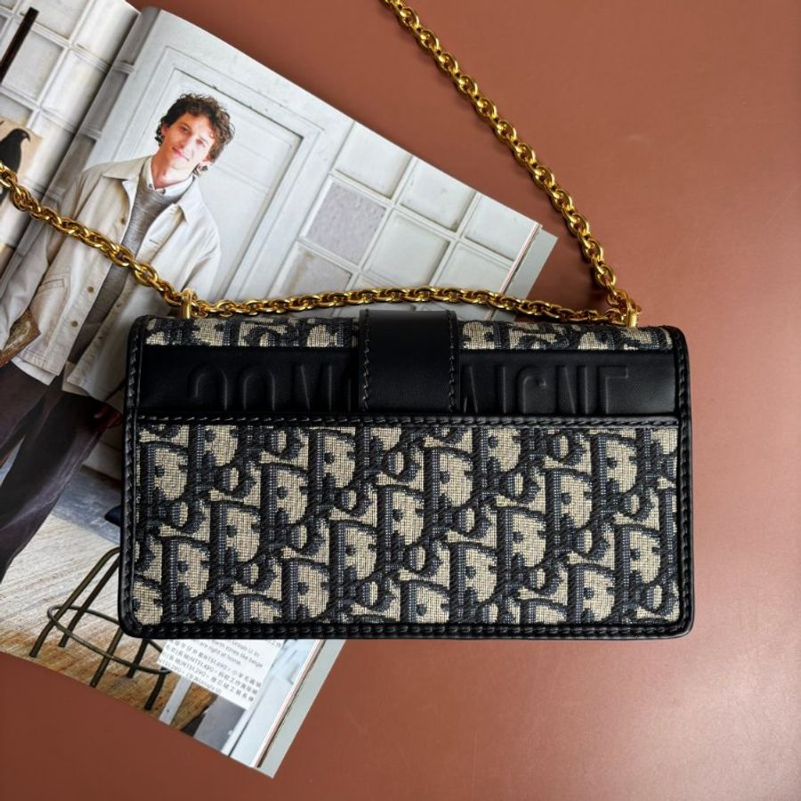 ::Dior:: 30 Montaigne East-West 附鏈帶包藍色 Dior Oblique 緹花蒙田鏈帶包-4
