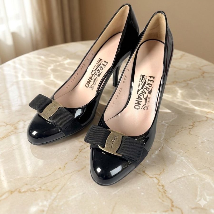 Ferragamo 黑色 漆皮 黑色蝴蝶結 7CM高跟鞋 6號-2