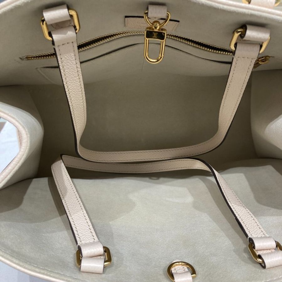 LOUIS VUITTON 路易威登 OnTheGo 壓紋托特包 米白 金釦-6