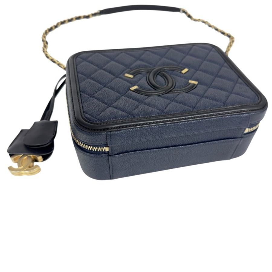 CHANEL Vanity 荔枝皮 化妝盒子 肩背包-10