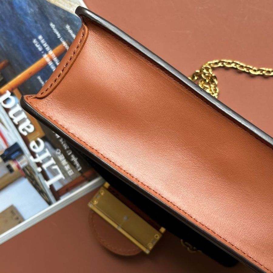 ::LOUIS VUITTON:: LV M68746 Dauphine 達芙鏈條包 鏈包 WOC-28