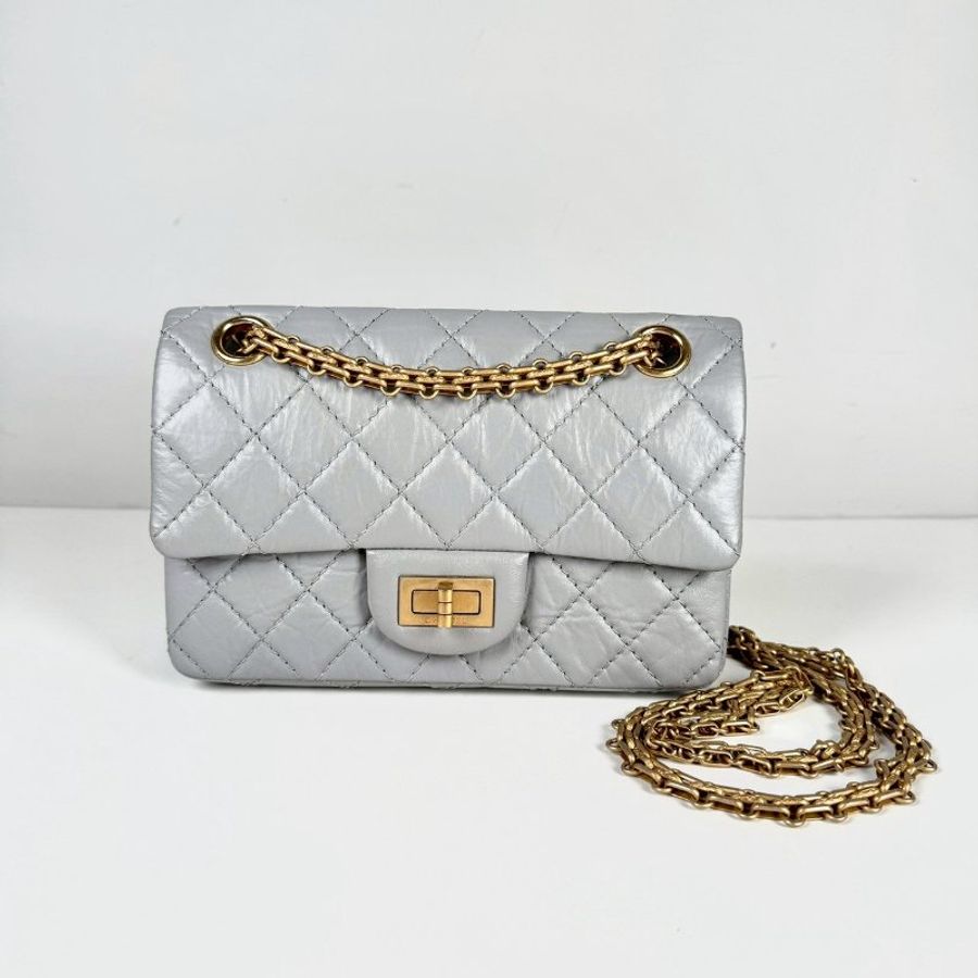 CHANEL 2.55 Mini 20 淺灰 復古小牛皮 霧金鍊 斜挎 單肩 迷你 口蓋包-0
