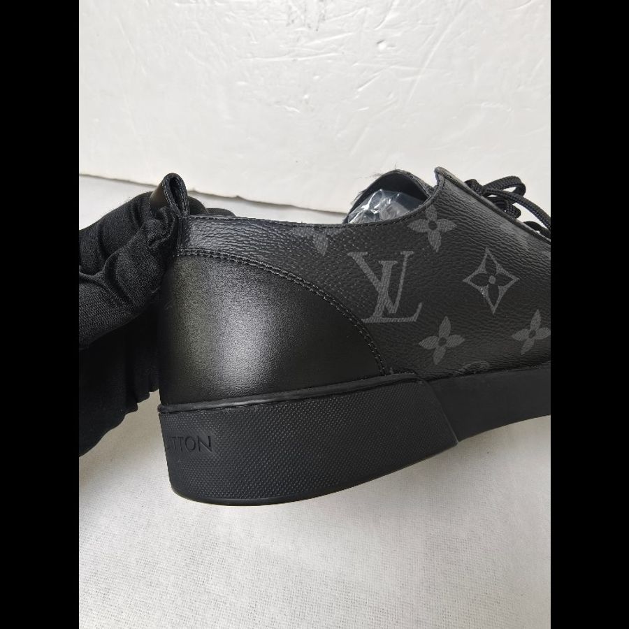 【8成新】㊣✨Louis Vuitton✨**尺寸：7 1/2**路易威登 LV 黑武士 老花 黑色 皮革 休閒鞋 板鞋/二手鞋/二手精品/保證正品🌳二手樹屋🌳-29