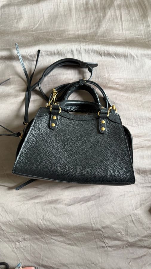 巴黎世家Balenciaga 肩背包-1