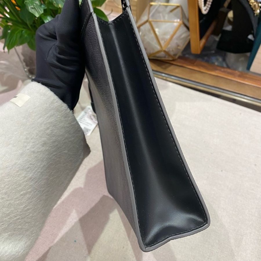 路易威登/Louis Vuitton lv 黑棋盤格 洗漱 手拿包-3