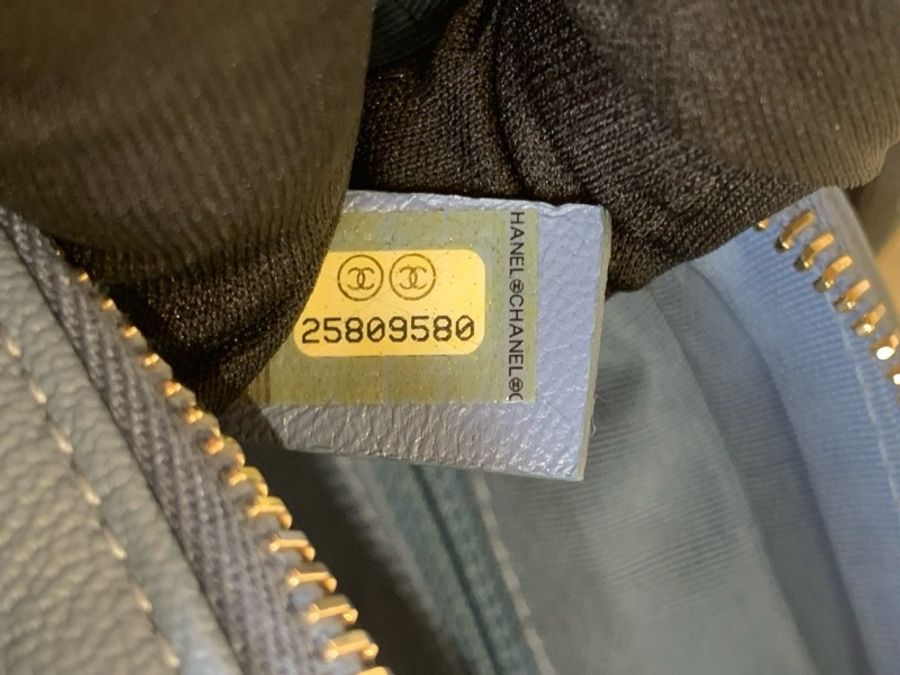 Chanel香奈兒 超稀有霧霾藍漸變山羊皮拼接漆皮小號流浪包 25開-12