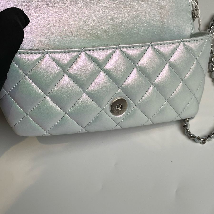 Chanel/香奈兒 人魚姬幻彩眼鏡包 31開-6