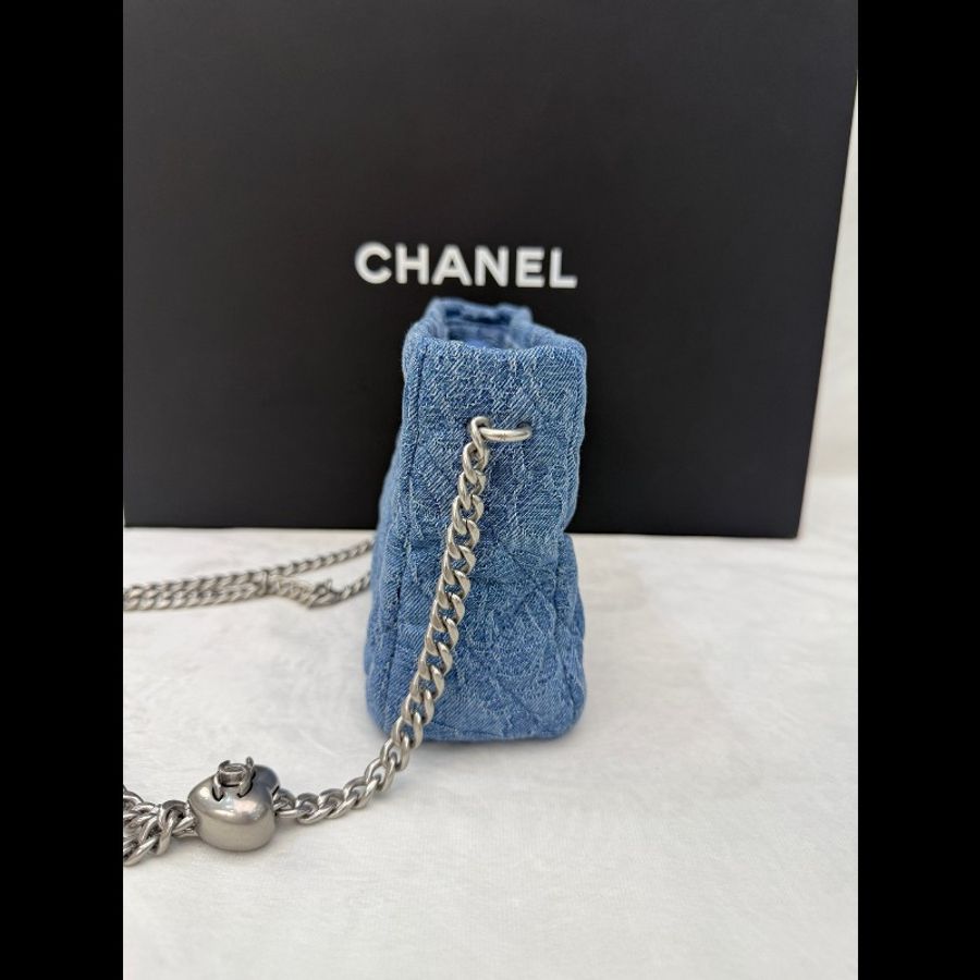 Chanel香奈兒23P牛仔山茶花
Hobo愛心調節扣包 山茶花藍色牛仔Hobo鏈條包
晶片款-2
