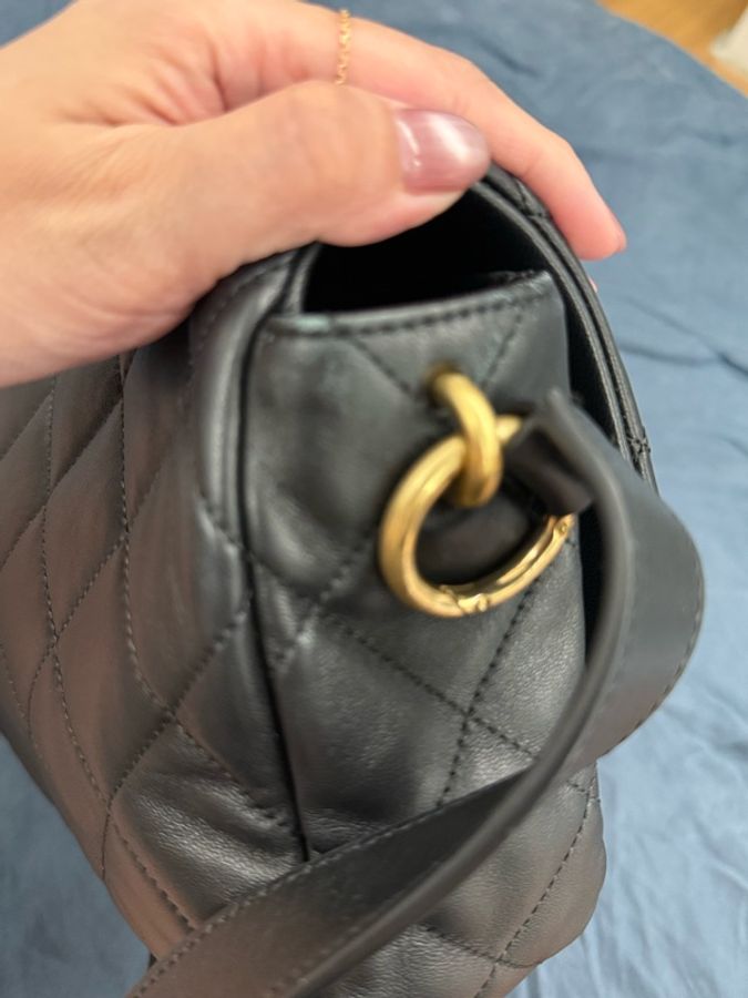 Chanel 羊皮郵差口蓋包-5