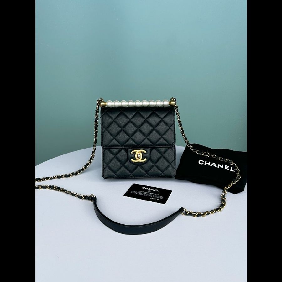 Chanel香奈兒黑金小羊皮珍珠鏈條斜揹包-0