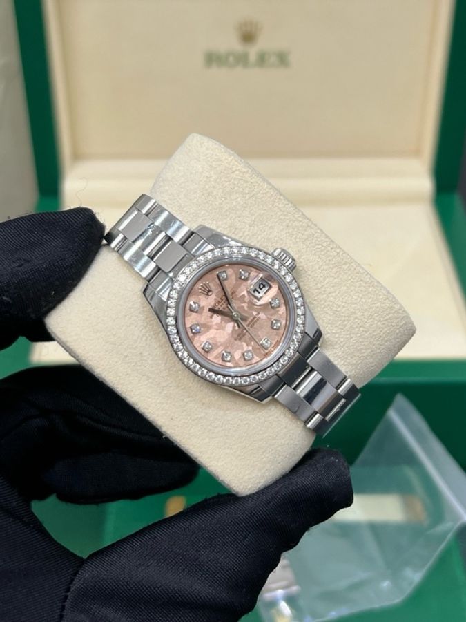 98新勞力士/Rolex 女裝日誌型 26 粉色金晶石鑽刻原鑲鑽圈-11