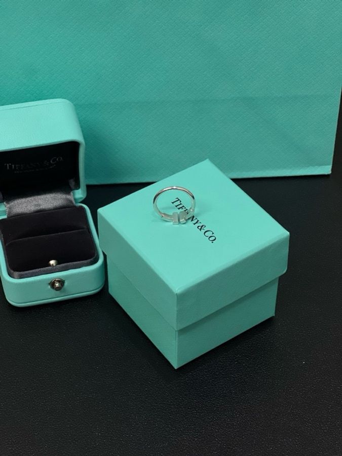 98新Tiffany & Co. 蒂芙尼18K白金雙T滿鑽戒指 經典-6
