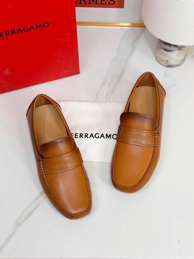 Ferragamo菲拉格慕棕色休閒樂福鞋皮鞋 41碼(有其它碼)-2