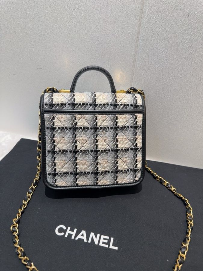99新 CHANEL/香奈兒 22k 熊貓毛呢配色 千鳥格豆腐包-1