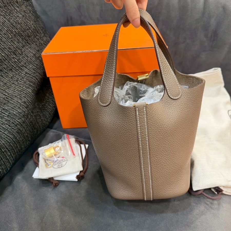 全新全配🧡#愛馬仕 #大象灰 #金扣菜籃子18 #U刻-4