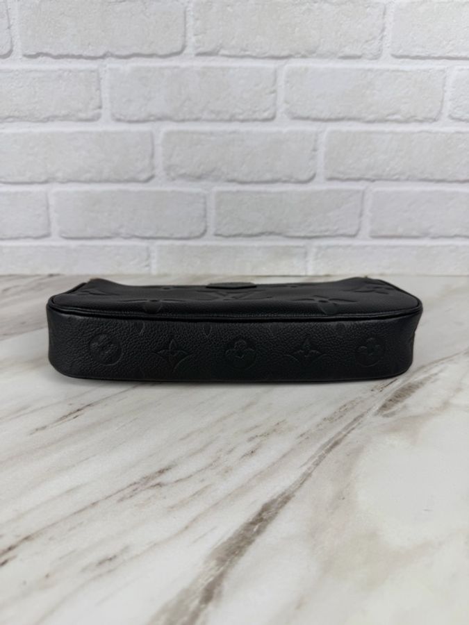 LOUIS VUITTON 路易威登 Multi Pochette Accessoires 黑色壓紋四合一斜背包 M80399-8