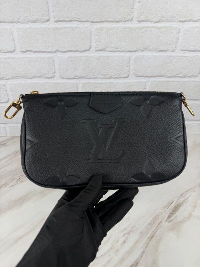 LOUIS VUITTON 路易威登 Multi Pochette Accessoires 黑色壓紋四合一斜背包 M80399-15