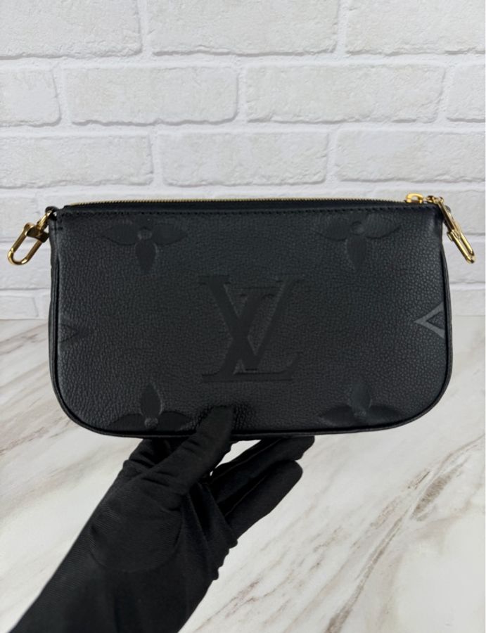 LOUIS VUITTON 路易威登 Multi Pochette Accessoires 黑色壓紋四合一斜背包 M80399-16