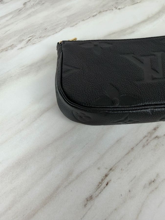 LOUIS VUITTON 路易威登 Multi Pochette Accessoires 黑色壓紋四合一斜背包 M80399-17