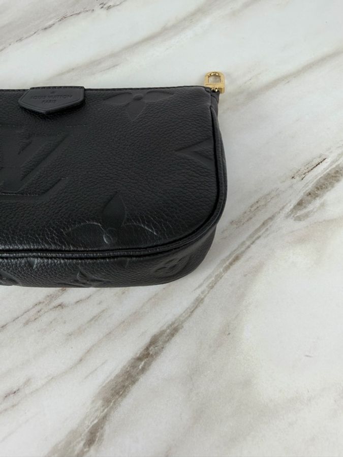 LOUIS VUITTON 路易威登 Multi Pochette Accessoires 黑色壓紋四合一斜背包 M80399-20