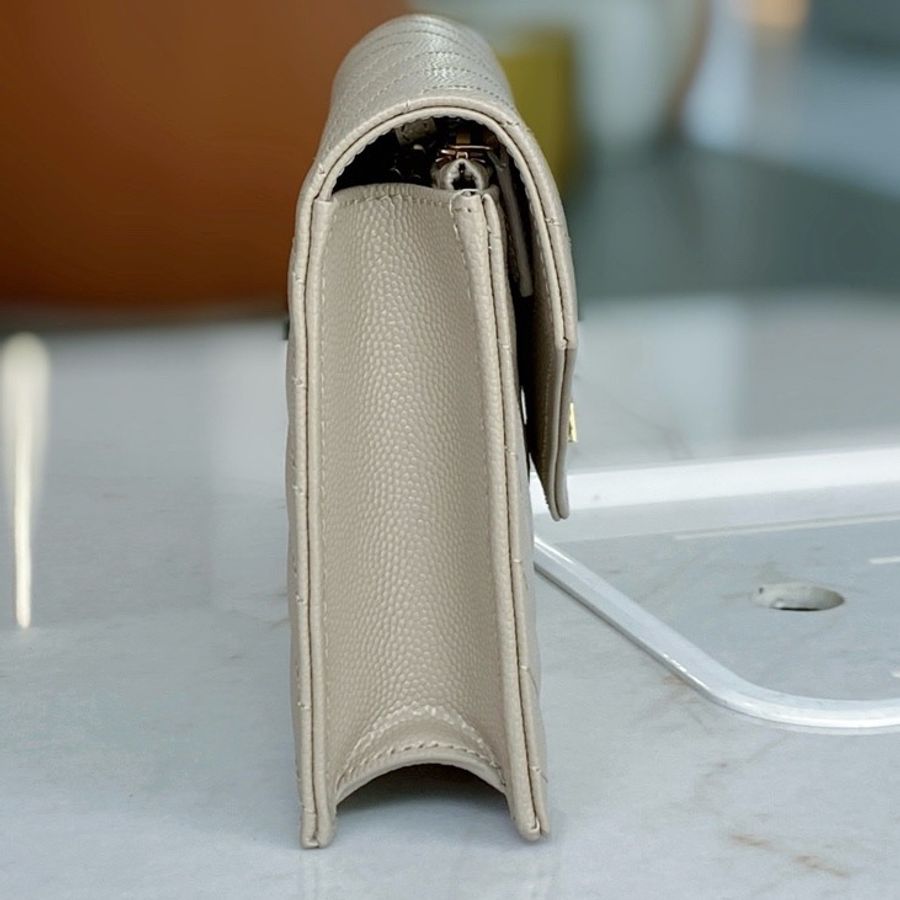 YSL聖羅蘭小號奶茶色woc信封鏈條包 尺寸:19*13*4cm-3
