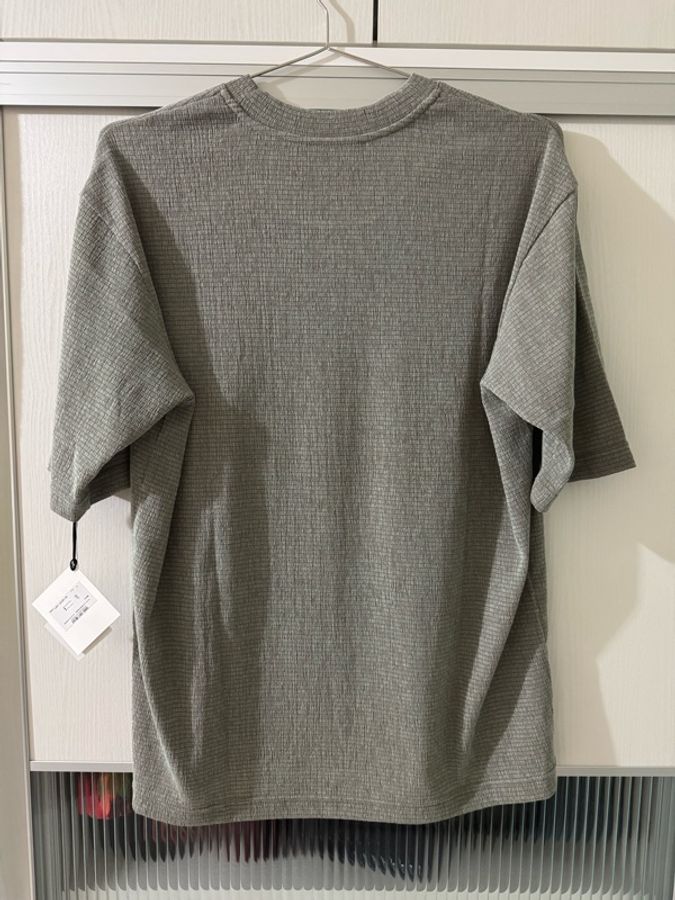ISSEY MIYAKE 三宅一生 IM MEN SHRINK STRETCH T 尺寸3號 LA61JK350-2