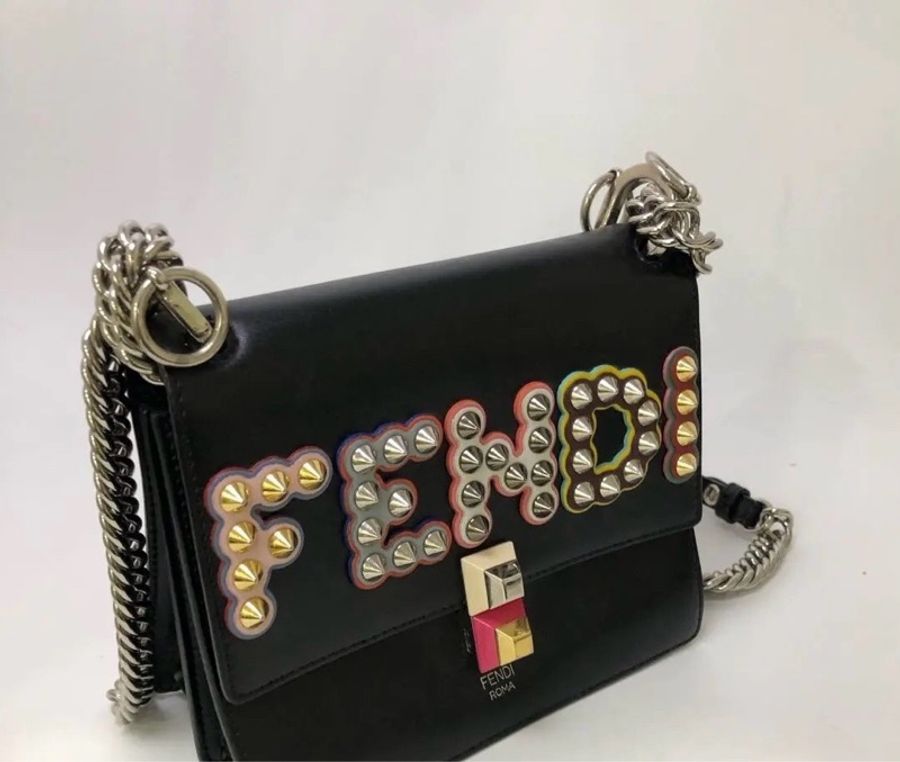 【威選精品】🖤 FENDI 黑色牛皮鉚釘 Logo 鏈條包-0