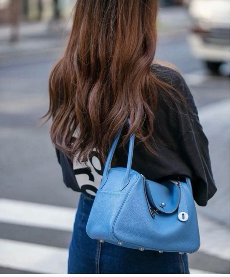【威選精品】💙 HERMÈS Lindy 30|法國藍 × 銀扣 Togo 牛皮-0