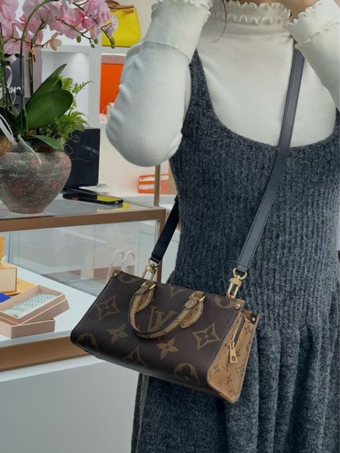 【威選精品】🤎 Louis Vuitton OnTheGo 橫版 Mini|Monogram 老花|芯片款-3