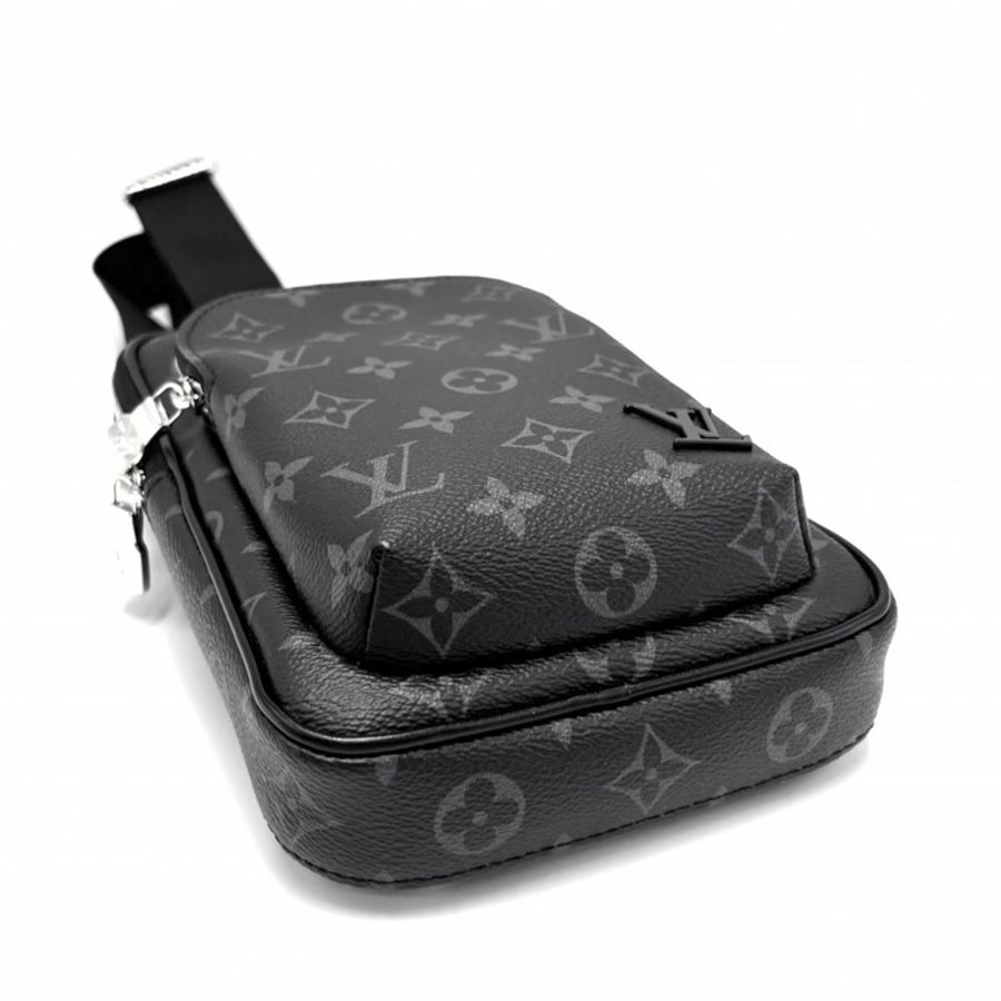 路易威登 Avenue Sling Bag PM 男士斜挎包，M47137，Monogram Eclipse 圖案，黑色，銀色五金配件-2