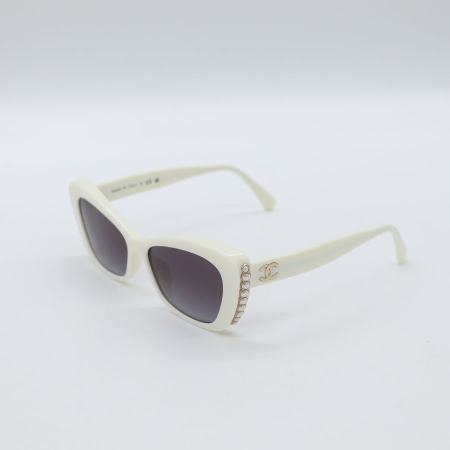 💅 🕶 Chanel 香奈兒 白色 珍珠邊框 貓眼 墨鏡-1