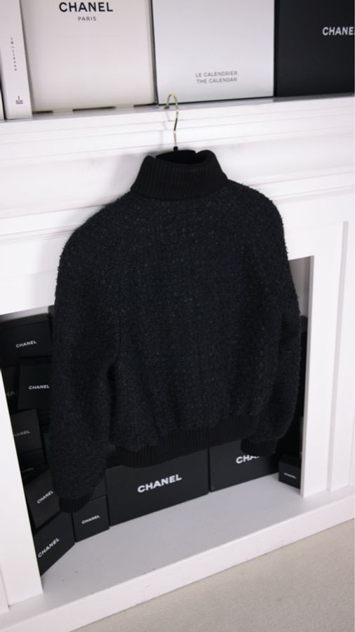 Chanel 22A高级手工坊秀款黑色黑色羊毛彩色钉珠两口-5
