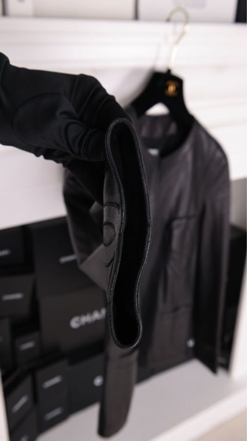 Chanel 09年迈阿密系列黑色小羊皮爱心皮衣-21