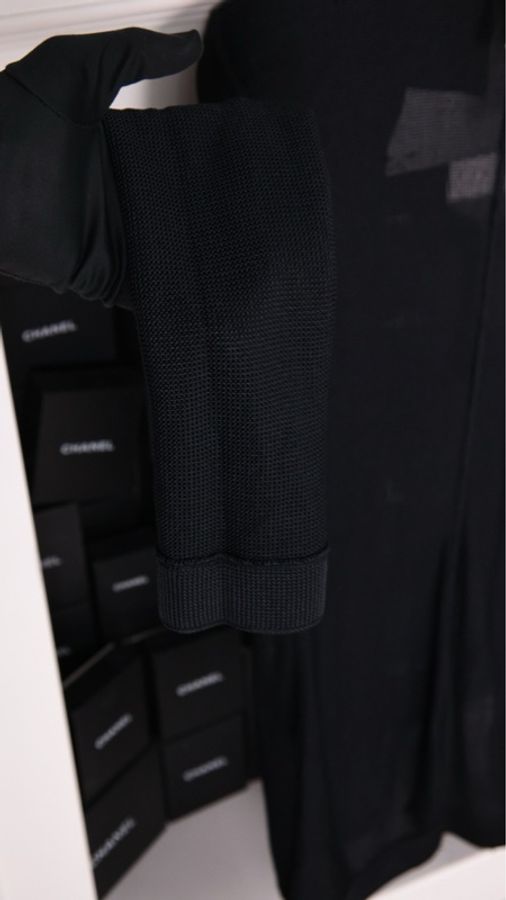 Chanel 95年黑金针织两口袋开衫外套-27