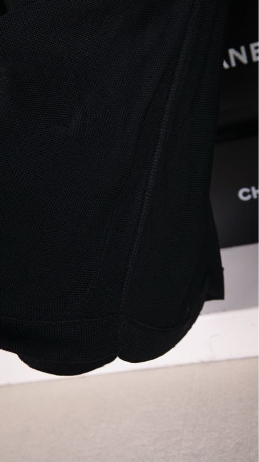 Chanel 95年黑金针织两口袋开衫外套-58