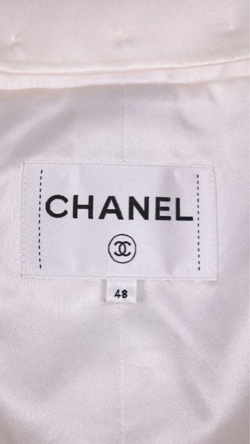 Chanel 20A高级手工坊系列秀款周迅同款丝绒真丝领口黑色鸵鸟毛流苏滚边上衣外套可拆卸-17