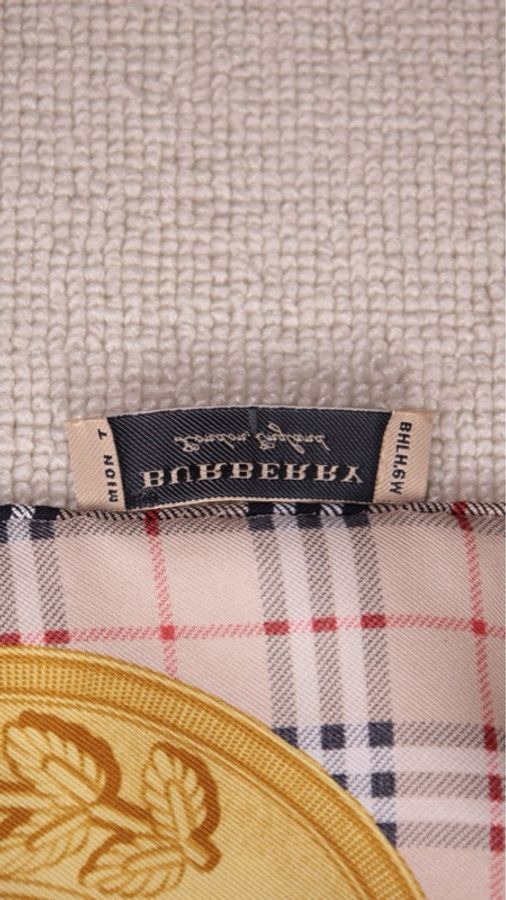 Burberry彩色棋盘格金钥匙真丝丝巾-6