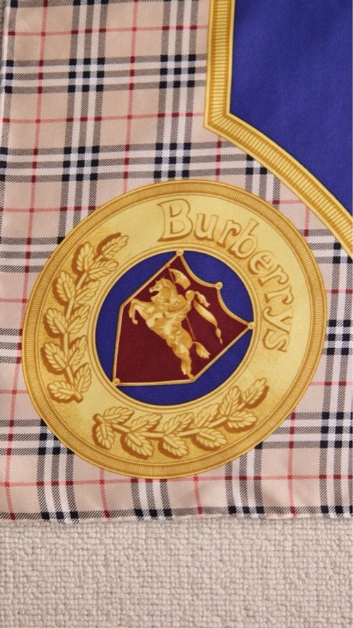Burberry彩色棋盘格金钥匙真丝丝巾-17