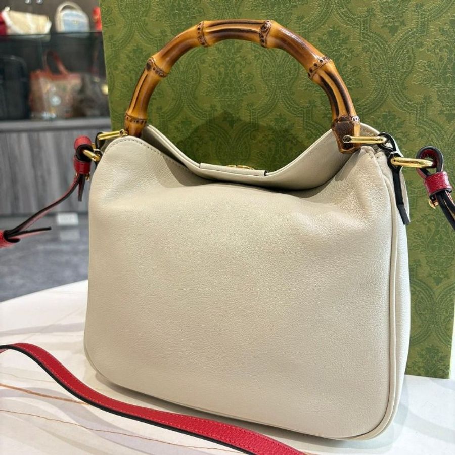 GUCCI Diana GG 皮革肩背包-3