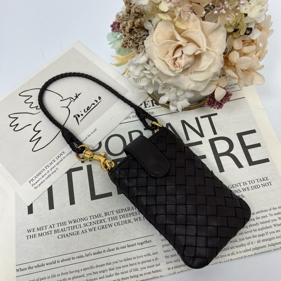 【赫蒂國際精品】BOTTEGA VENETA 編織小羊皮手機包 vintage 中古二手-1