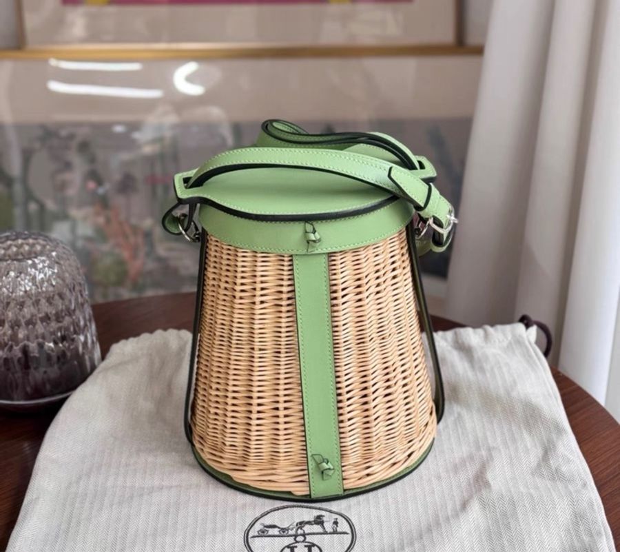 Hermes Farming Picnic 牛油果绿 野餐水桶包 Y刻 配件尘袋-0