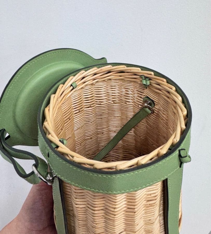 Hermes Farming Picnic 牛油果绿 野餐水桶包 Y刻 配件尘袋-1
