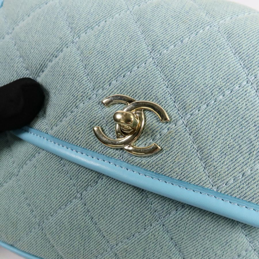 CHANEL 牛仔布Small Messenger Bag鏈帶肩背袋-6