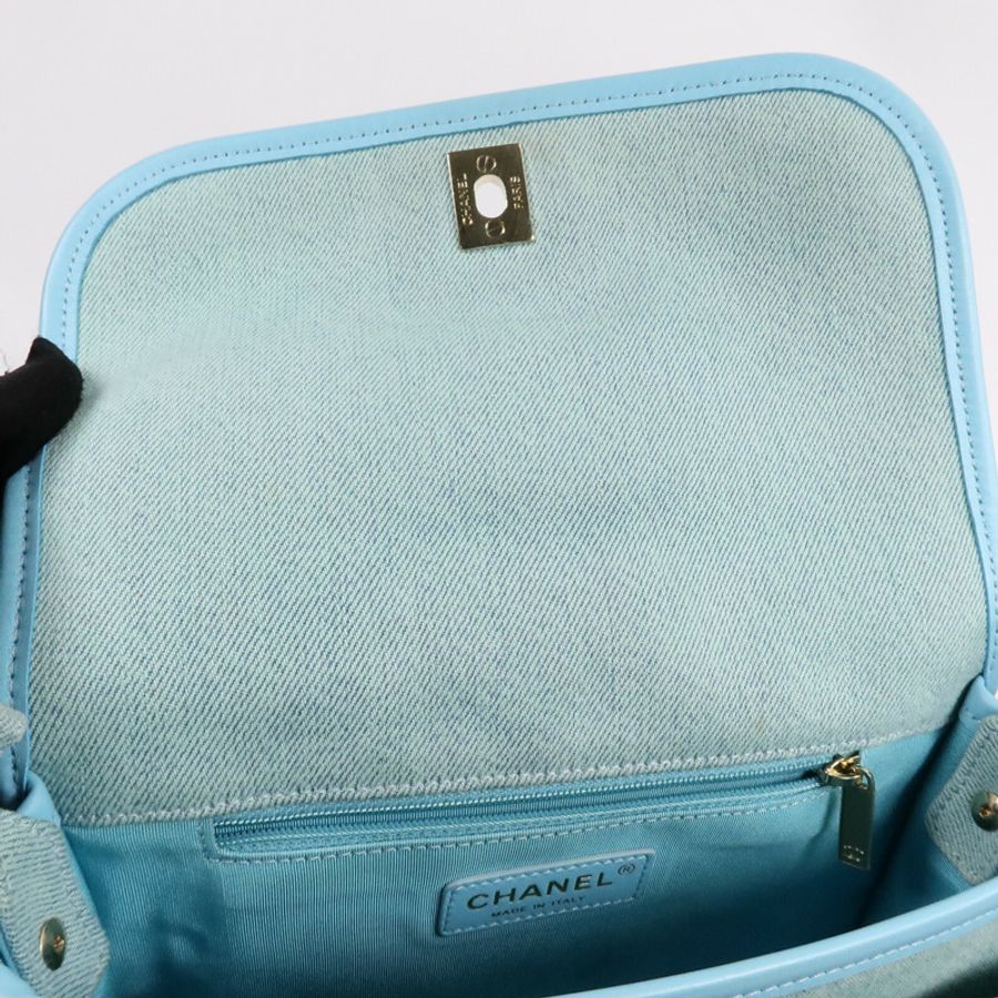 CHANEL 牛仔布Small Messenger Bag鏈帶肩背袋-14