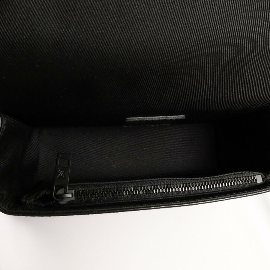 LOUIS VUITTON 牛皮皮革Fastline Wearable Wallet肩背袋-6