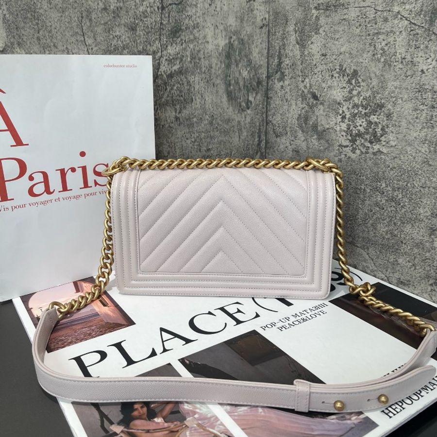 Chanel leboy 金屬logo字母鏈條包 淡粉色 25cm中號-1